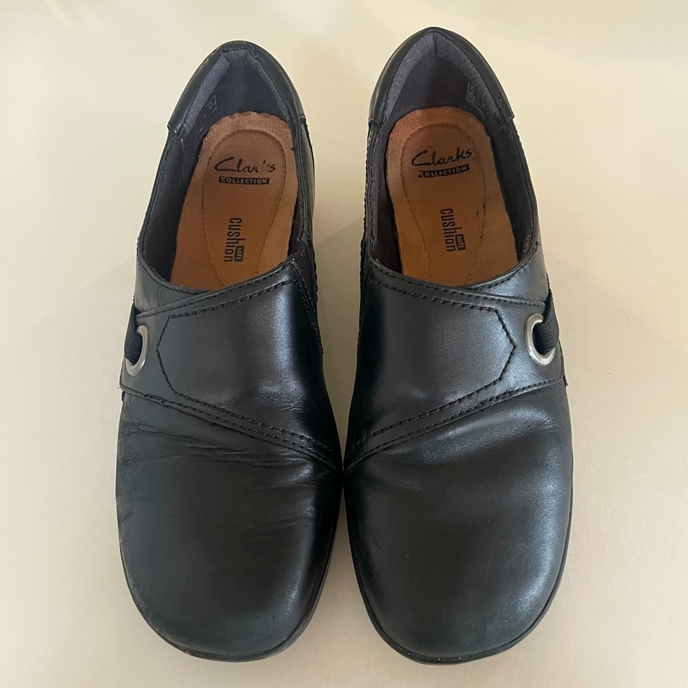 Clarks Comfort Leather Black Slip On Loafers Clogs Womens size 9